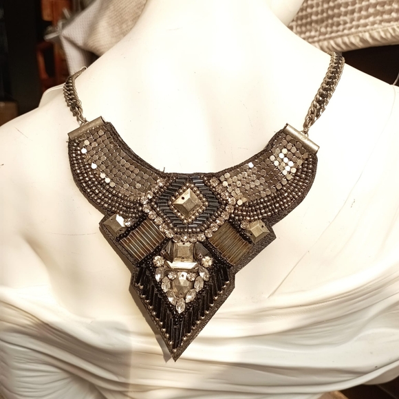 🎆 Black and Silver Statement Necklace - Picture 12 of 12